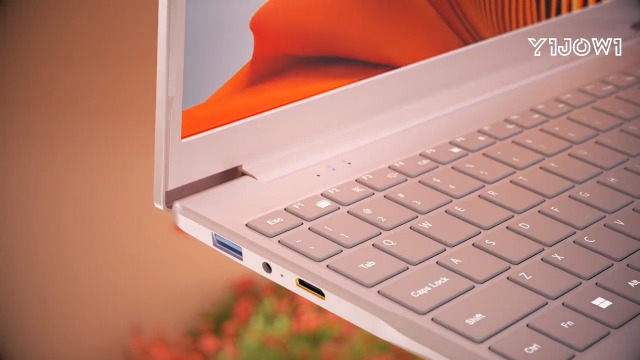 Amazon.co.jp: 2025 14インチ テンキーパッド付きノートパソコン Win